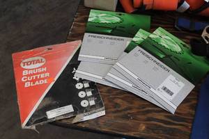 lot 265 image: Lot of (5) Brush Cutter Blades - Total 8x1 4T, FreischneiderMesser