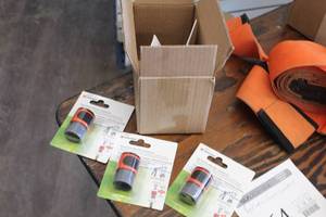lot 264 image: Lot of (6) Gardena Hose Connector Water-Stop - Accessory End Quick Connects (New In Package )