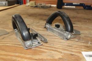 lot 282 image: Lot of (2) Roberts Consolidated Industries Golden Touch 10-616 Carpet Trimmers