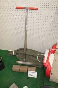 lot 270 image: Linoleum Roller