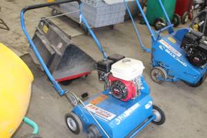 lot 113 image: Husqvarna PR18 Blue Bird Gas Power Rake