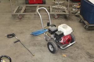 lot 118 image: SharkKarcher GX200 Pressure Washer 2700psi 3.5gpm with Aluminum Frame