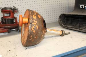 lot 158 image: Drain Snake 14x25