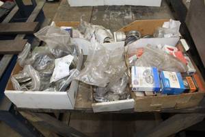 lot 305 image: Trailer Parts and Accessories - Wheel Bearings, Grease Seals