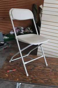 lot 484 image: Lot of (10) PlasticMetal Folding Banquet Chairs