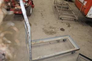 lot 553 image: Chair Cart