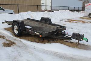 lot 109 image: 2004 Redi Haul 6 x 12 Single Axle Tilt Bed Flatbed Trailer