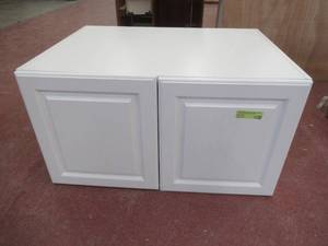 Designer Series Elgin Assembled 33x18x24 in. Wall Kitchen Cabinet in White. Slight Scratch and Dent.