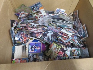 SPORTS CARDS