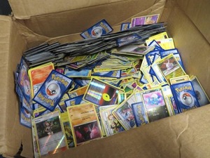POKEMON CARD LOT, HALOS MIXED IN