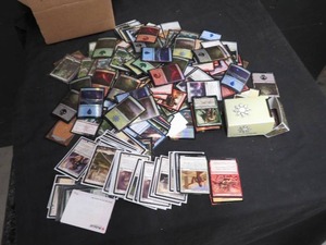MAGIC THE GATHERING CARD LOT