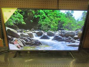 VIZIO D-Series 40 Class (39.50 Diag.) 1080p Full-Array LED Smart HDTV, D40f-G9, No Remote.