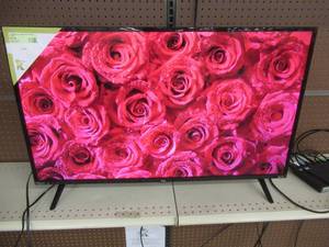 TCL 40S325 40 Inch 1080p Smart LED Roku TV, No Remote - Deep Cuts Just Left of Center. (See Photo).