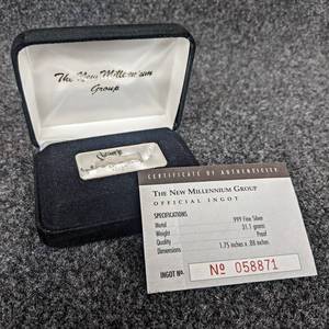 1oz .999 Fine Silver Ingot - The New Millennium Group in Case