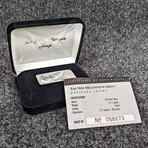 1oz .999 Fine Silver Ingot - The New Millennium Group in Case