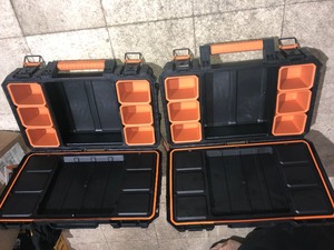 lot 32 image: RIDGID 22 in. Pro Organizer, Black