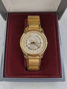 lot 102 image: Helbros Quartz Readers Digest Pegasus Watch - Z