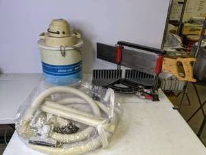 lot 163 image: Miscellaneous Lot WetDry Shop Vac, Hempe Miter Box and Saw - R
