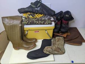 lot 182 image: Vintage Coleman Cooler, Vintage Converse Fishing Rubber Insulated Hip Waders Boots, Sorel Boots, Plaques and More - R