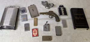 lot 171 image: Collection of Vintage Lighters and Flasks - Z
