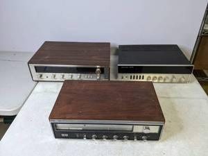 lot 251 image: Vintage Classic Receivers Sound Project by Pioneer, Harman Kardon 330B and Allied 2690 Solid State - N