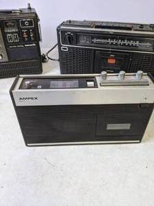 lot 252 image: Vintage Electronics Ampex Micro 34 Cassette Player, Worldstar Multi-Band Radio Receiver, Sanyo Stereo and AMFM Stereo Radio - N