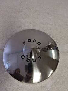 lot 248 image: Ford Wheel 10-Inch Center Cap - N