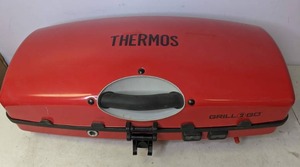 lot 301 image: Thermos Grill2Go Gas Grill - N