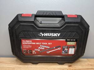 lot 34 image: Brand New Husky 15 Piece Serpentine Belt Tool Set - T