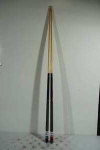 lot 187 image: 2 Minnesota Fats Pool Cues Liquid Filled Acrylic Design