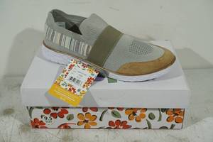 lot 126 image: NEW Muk Luks Boardwalk Power Walk Shoes - Womens 9.5