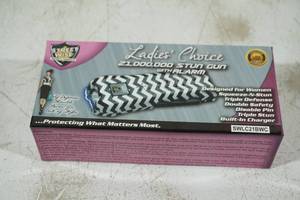 lot 182 image: NEW Street Wise Ladies Choice 21,000,000 Stun Gun with Alarm - Black