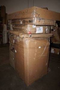 lot 204 image: Pallet of Uninspected Furniture