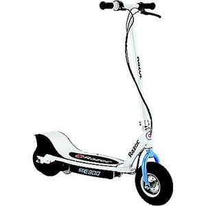 lot 79 image: NEW Razor E300 Electric Scooter - Blue