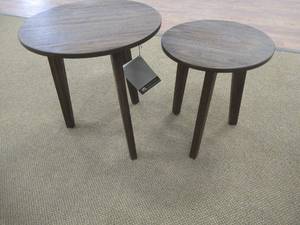 lot 234 image: Signature Design by Ashley Clydmont Accent Tables - Set of Two in Brown, A4000233 - Store Display.