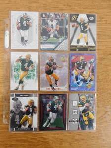 lot 57 image: (50) Brett Favre Football Cards Packers And Vikings