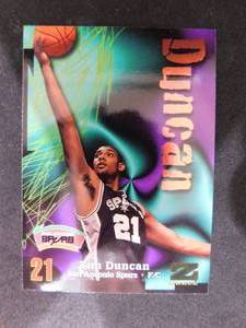 lot 85 image: 1997 Skybox Z Force Tim Duncan Rookie Card #111
