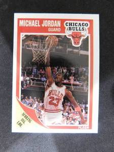 lot 14 image: 1989 Fleer Michael Jordan #21 4th Year Card GOAT