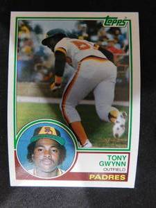 lot 20 image: 1983 Topps Tony Gwynn Rookie Card #482 HOFer