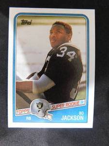 lot 29 image: 1988 Topps Football Bo Jackson Rookie Card #327