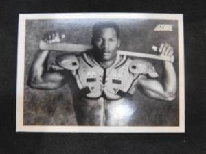 lot 143 image: 1990 Score Black & White Bo Jackson #697 Iconic Card
