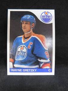 lot 165 image: 1985 Topps Wayne Gretzky #120 MINT