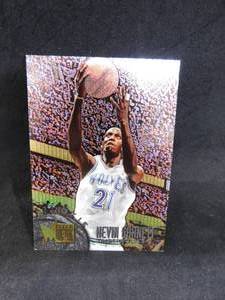 lot 186 image: 1995 Fleer Metal Kevin Garnett Rookie Card #167 MINT