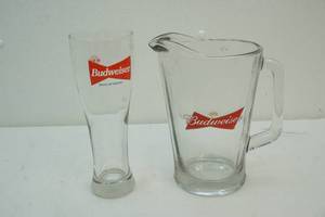 lot 12 image: Budweiser pitcher and glass