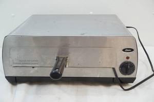 lot 28 image: pizza oven