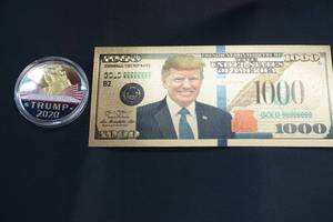 lot 42 image: Trump money