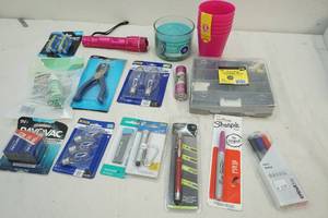 lot 44 image: batteries and light bulbs