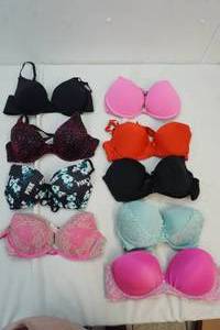 lot 87 image: clothing