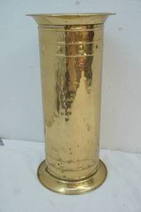 lot 138 image: umbrella stand