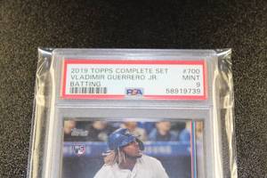 2019 Topps Complete Set Vladimir Guerrero Jr. Batting #700 PSA 9 Rookie Card